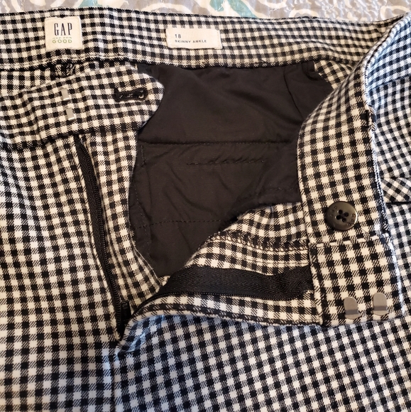 Gap Skinny Ankle Pants - Picture 5 of 6
